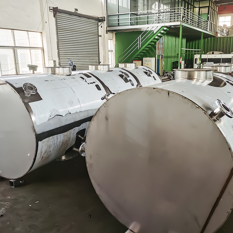 316 literes rozsdamentes acél szórótorony